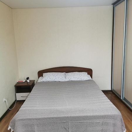 1 Комн Апартаменты В Центре Рядом С Парком Qostanai Exterior foto